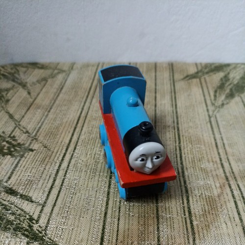 Genuine brio thomas the tank - brio,