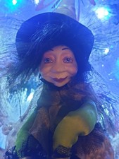 Witches Of Pendle Witch / Goth Doll Kitty 25cm in Green. BRAND NEW WITH TAGS