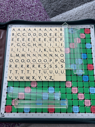 Vintage travel scrabble deluxe - vintage,