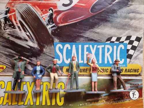 Scalextric 301 figures - scalextric,