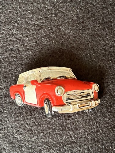 Vtg resin trabant - 3-d,