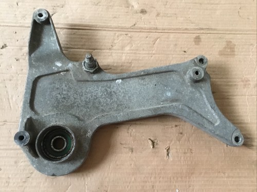 Gilera dna 125 exhaust mount - gilera,