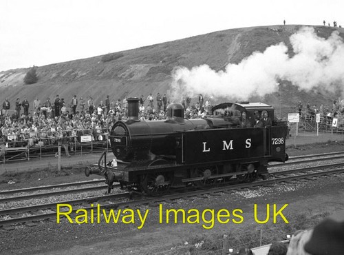 Railway photo locomotive - photo,