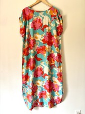 Boutique Beach Vibe Floral Sun