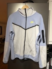 Nike Tech Fleece Hoodie Small