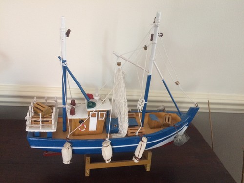 Handmade wooden model - model, fishing