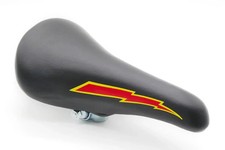 KUWAHARA Lightning Saddle