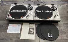 2 x Technics SL-1200 MK2