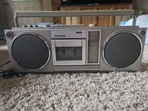 Panasonic 4940 fm - am/fm, stereo