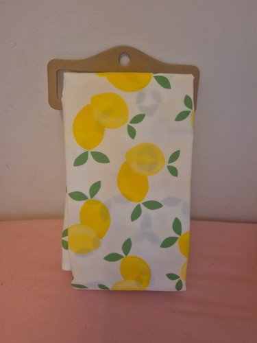 White yellow lemon wipe - lemon,