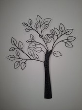 DECORATIVE TREE DESIGN METAL WALL ART IN EXCELLENT CONDITION BUYER COLLECTS
