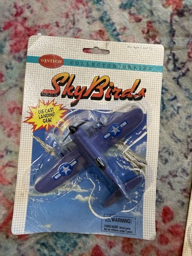 Avion miniature skybirds - avion, b