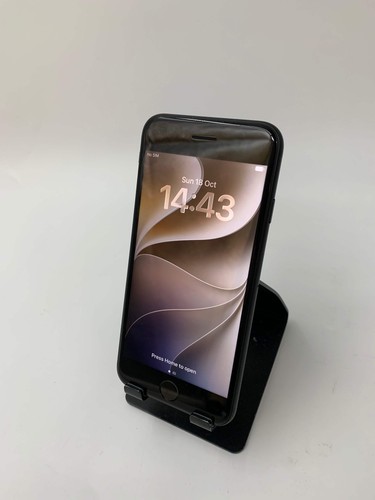 Apple iphone 2nd gen 2020 - iphone,