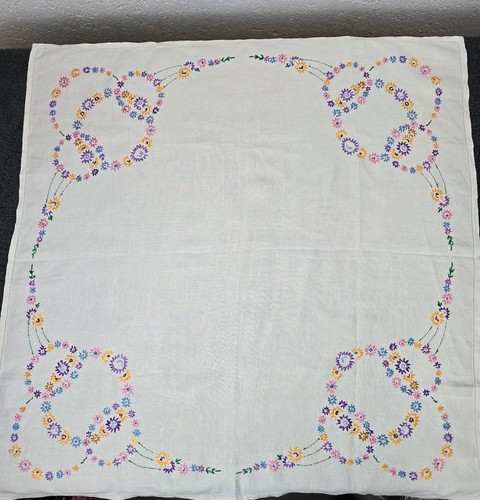 Vintage embroidered linen - vintage,