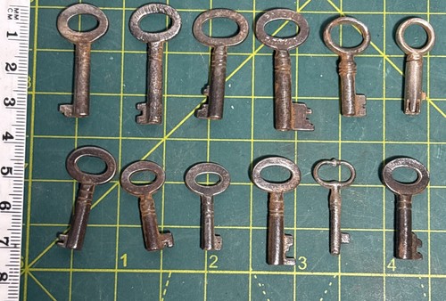Antique job lot - lot, assorted