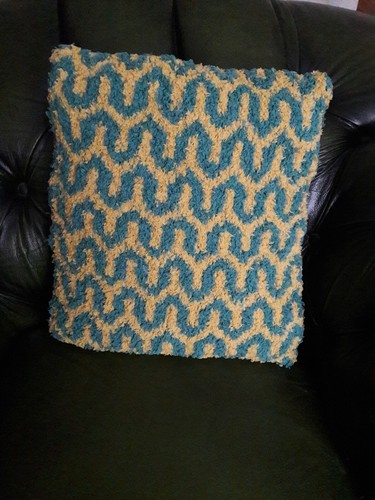 Hand knitted retro - hand,