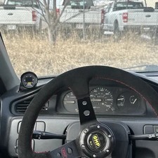 Single gauge pod mount for