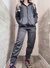 Men's women's McKenzie grey