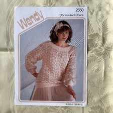 Wendy Donna & Dolce knitting