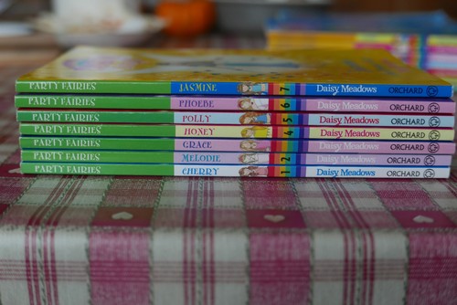 Rainbow magic book - magic, collection