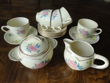 Vintage 15 Pieces Of Tea Set