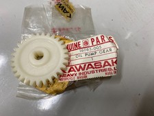 KAWASAKI NOS OIL PUMP GEAR A1 A1SS 250 Samurai & A7 A7SS 350 Avenger