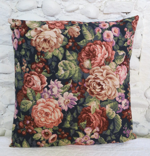 New cushion cover dark - new,