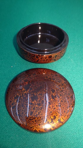 Lacquered jewellery box - lacquered,