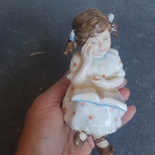 Royal doulton storytime figure - royal,