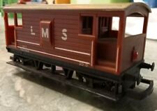 Hornby Railways - LMS Guards Van 20T - Brown - 4mm/OO Scale.