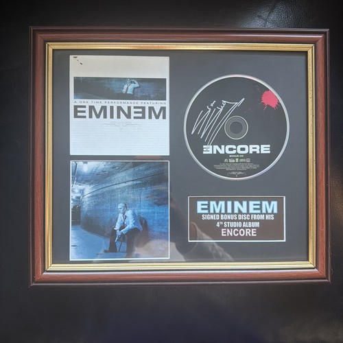 Eminem signed photo - eminem, /