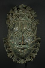 BENIN Bronze Queen Mother IDIA