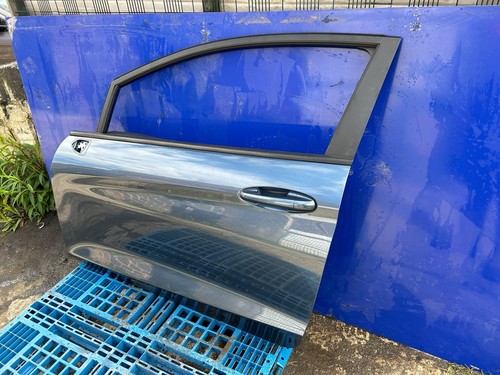 Ford fiesta door - blue, front
