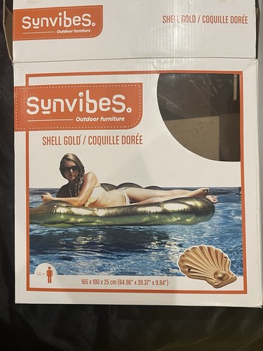 Giant seashell sea - seashell, shell