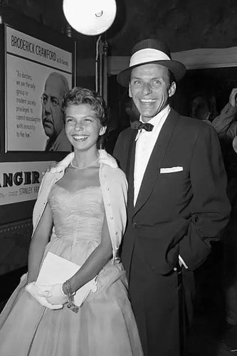 Frank sinatra 4x6 photo - ,