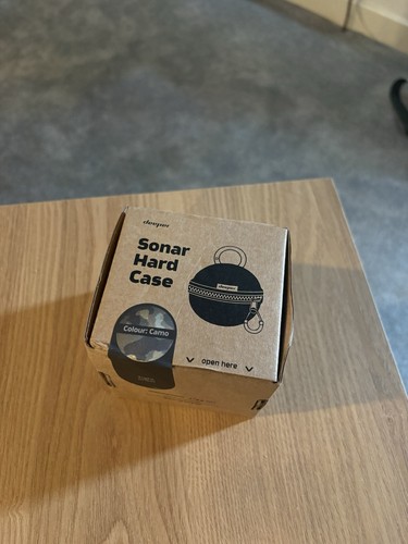 Deeper sonar hard - case,
