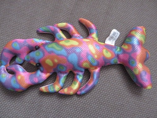 Multi coloured lobster sand - coloured,
