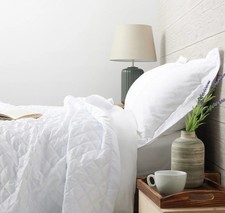 Cozee Home Satin Quilted Lightweight Bedspread - 250cm x 260cm - White - New