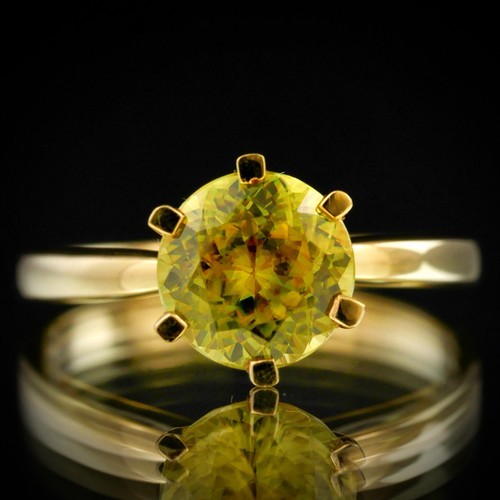 Rare 18ct yellow gold round - 18ct,