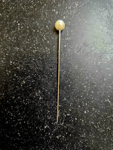 Vintage hat pin - hat, 1/2