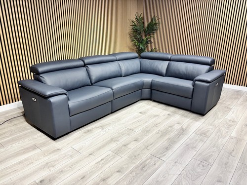 Furniture village nicoletti - village,