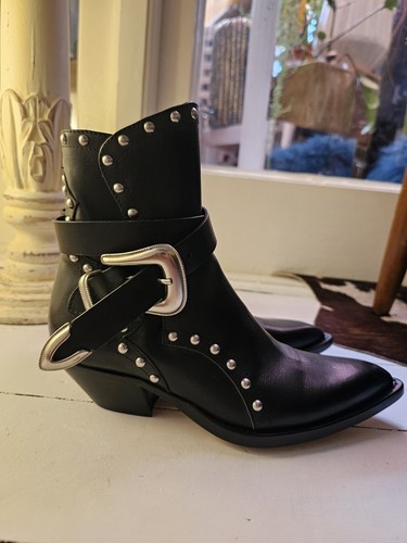 Rare diesel black - rare, gold