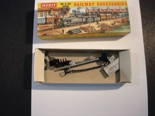OO gauge -  Merit - 5094 - Modern 3 aspect signal - boxed
