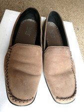 ladies preowned brown hotter shoessize 7 and a half,