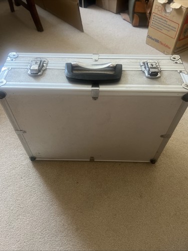 Aluminium flight case - aluminium, x
