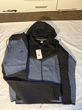 Nike Men’s Tech fleece blue