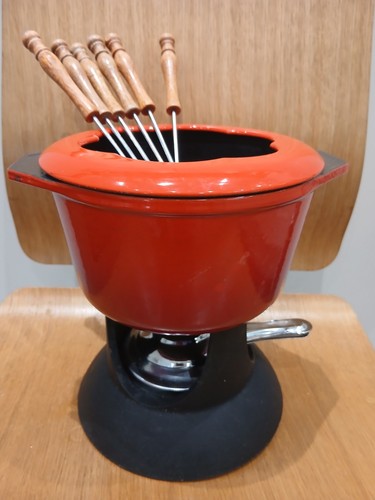 Creuset cast iron fondue - le,