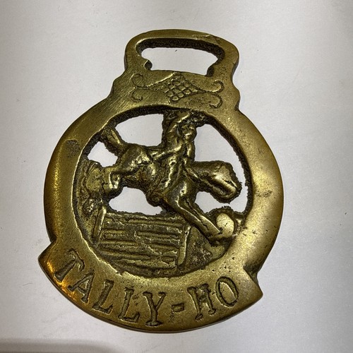 Brass horse medallion antique - brass,