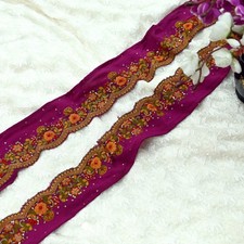 Vintage Purple Border Hand
