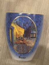 Goebel Artis Orbis Vase Van